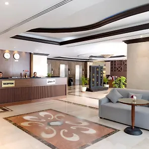 3* Aparthotel Dream Llc